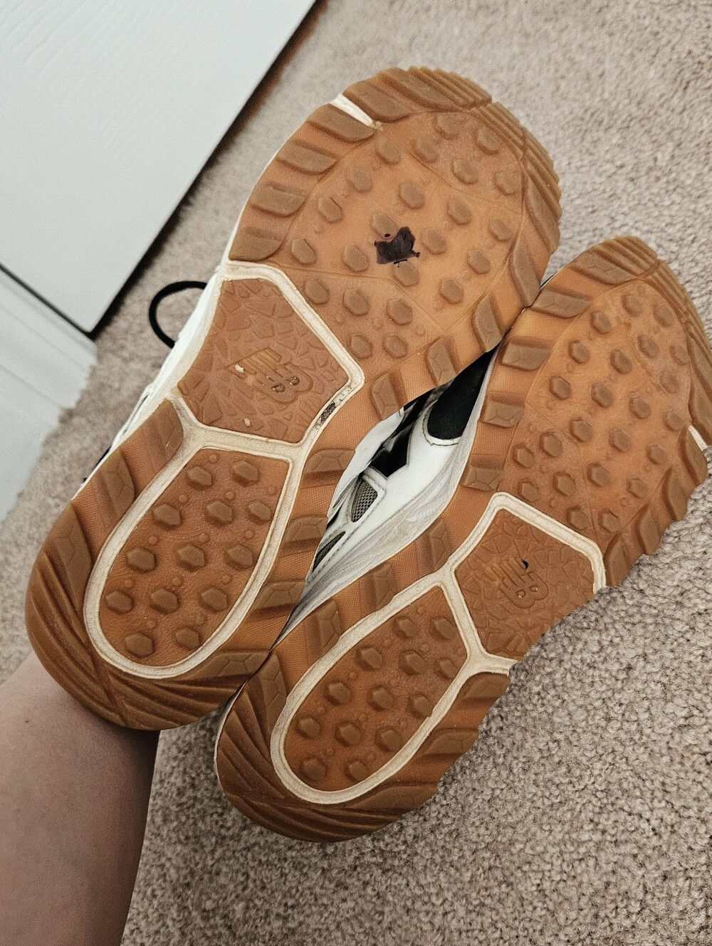 Sneakers - Picture 8 of 8